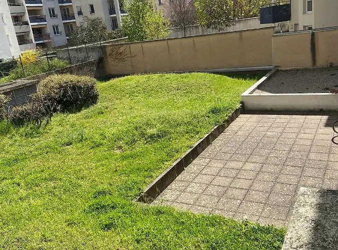 Studio Meuble A Lyon Centre